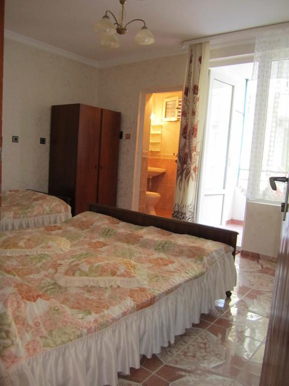Central Guesthouse Nesebar Exteriör bild