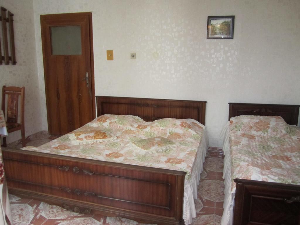 Central Guesthouse Nesebar Exteriör bild